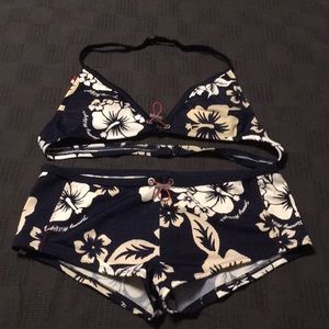 NWOT WOMEN'S Tommy Hilfiger swimsuit